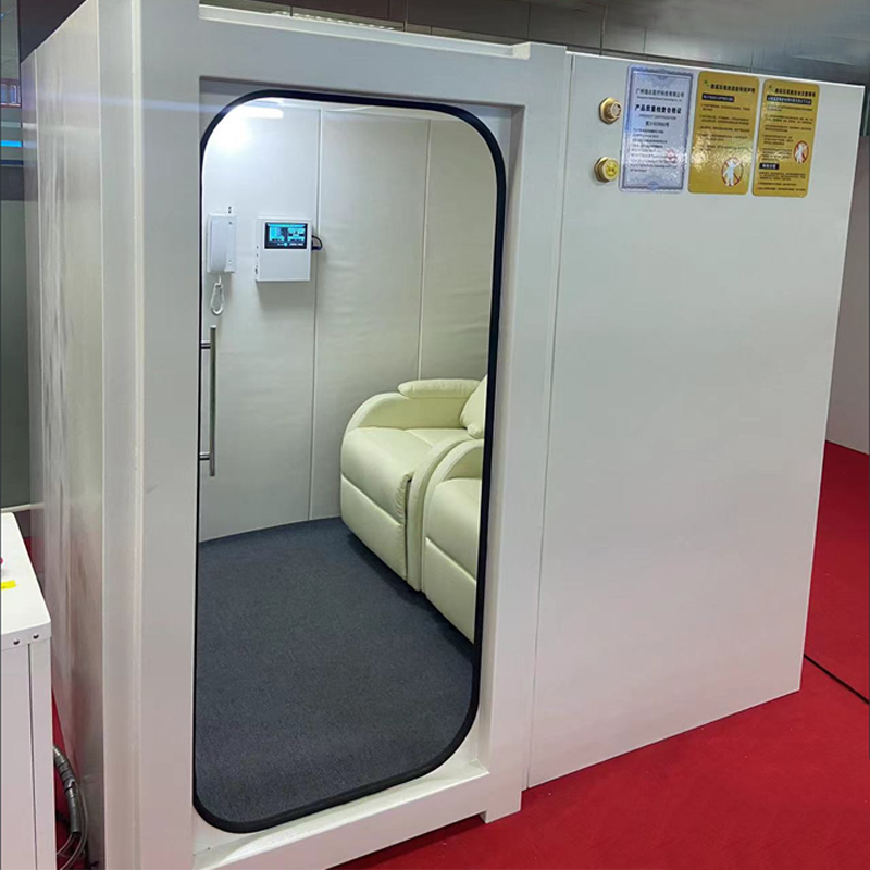 multi person hard shell hyperbaric oxygen chamber