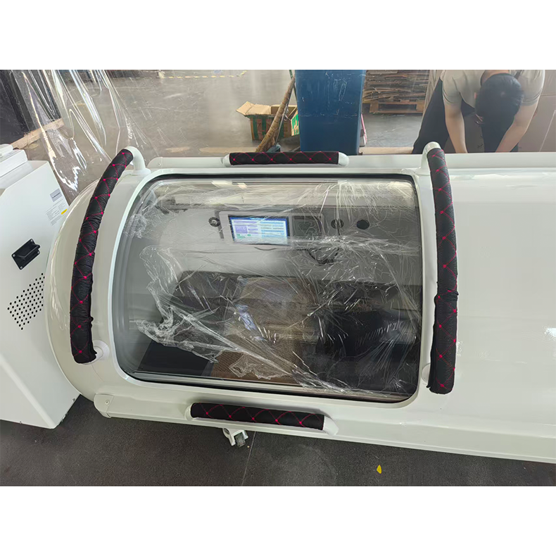 Capsule-type horizontal hyperbaric oxygen chamber Capsule-type horizontal hyperbaric oxygen chamber