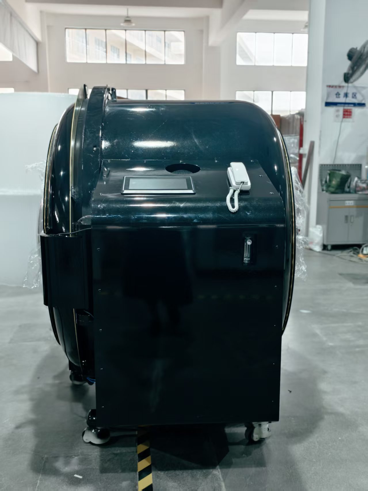 2.0ATA Time Wheel hyperbaric oxygen chamber 2.0ATA Time Wheel hyperbaric oxygen chamber